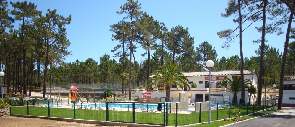 Orbitur Valado Bungalows Caravan Park Hotel Nazaré Exterior foto