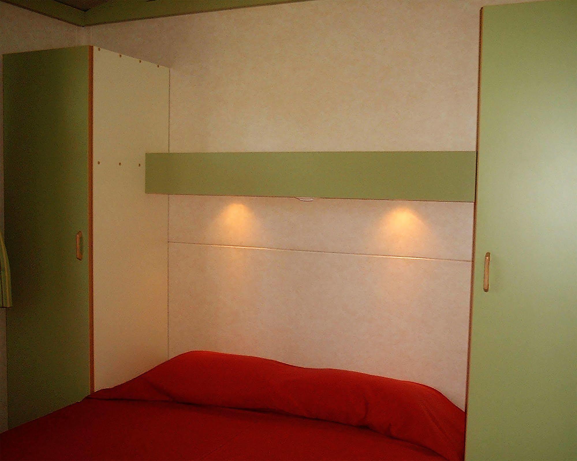 Orbitur Valado Bungalows Caravan Park Hotel Nazaré Exterior foto